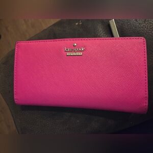 Kate Spade Fuchsia Wallet